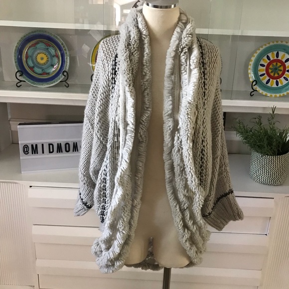 Anthropologie Sweaters - Anthropologie Angel of the North sweater